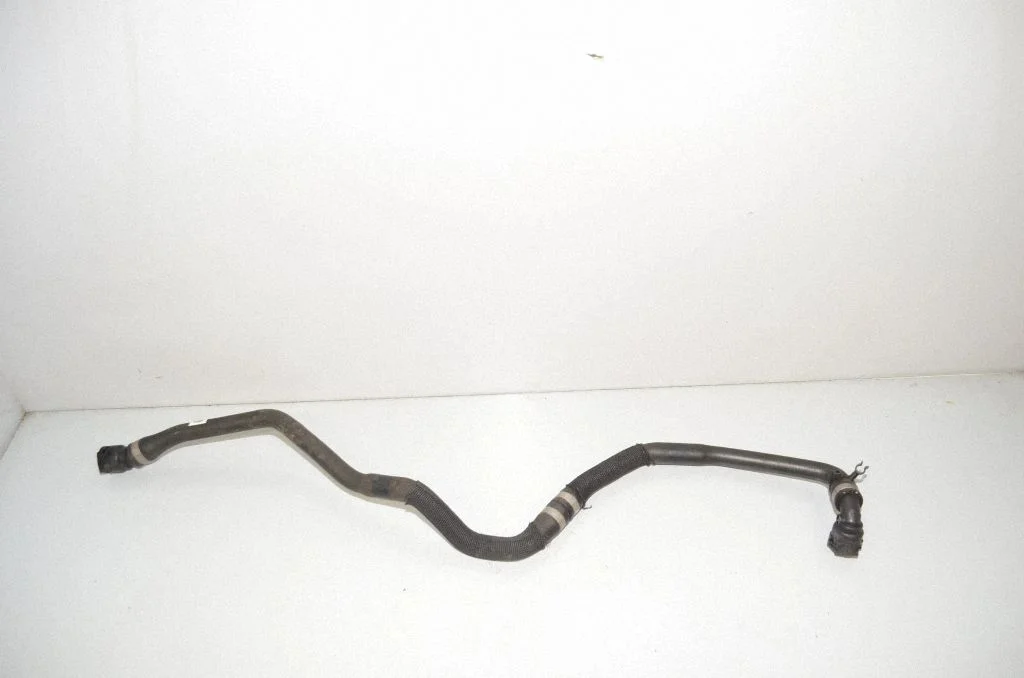 Engine coolant pipe/hose 8598384