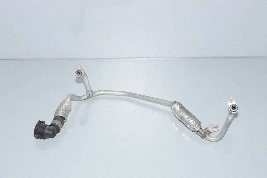 Engine coolant pipe/hose – BMW 4 Series F32 F33 (2013-2020)