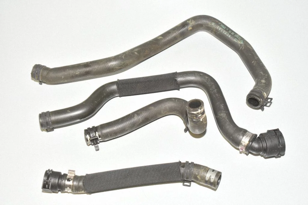 Engine coolant pipe/hose 17129292733