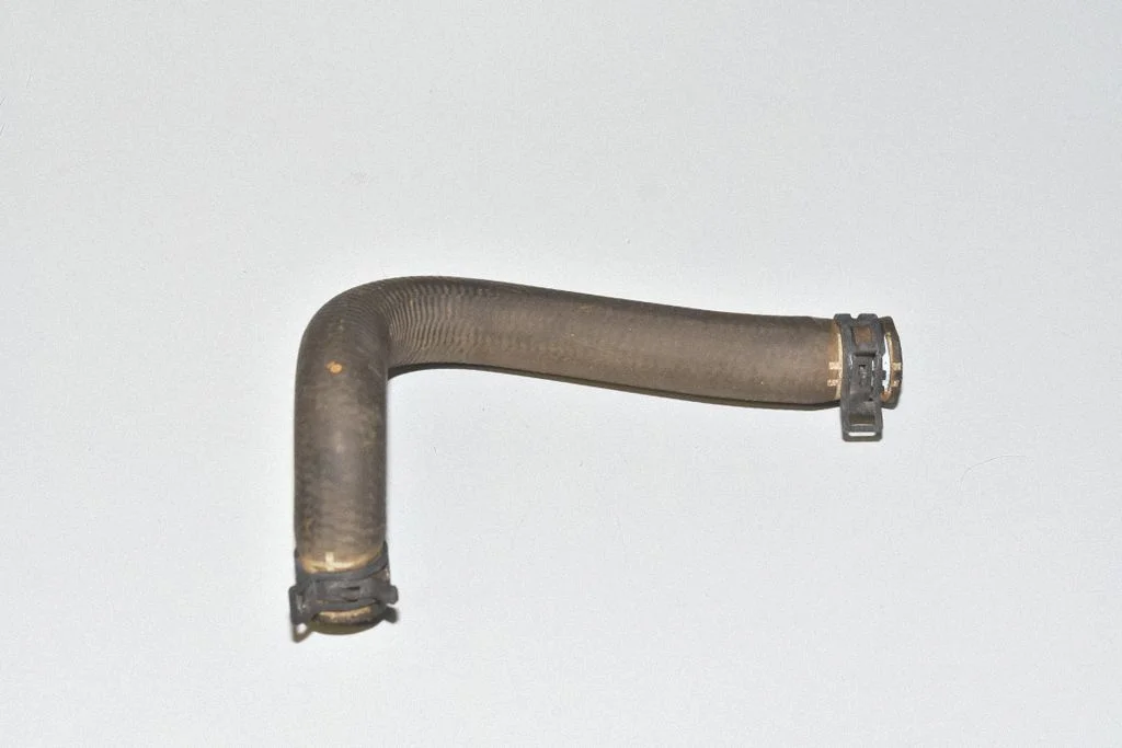 Engine coolant pipe/hose 9292728