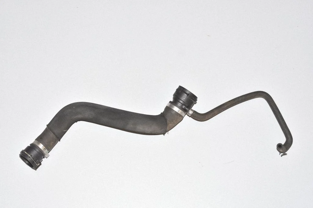Engine coolant pipe/hose 7623672