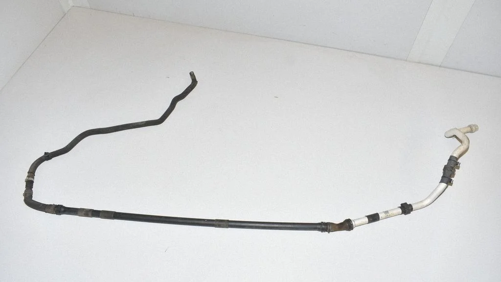 Engine coolant pipe/hose 7623675