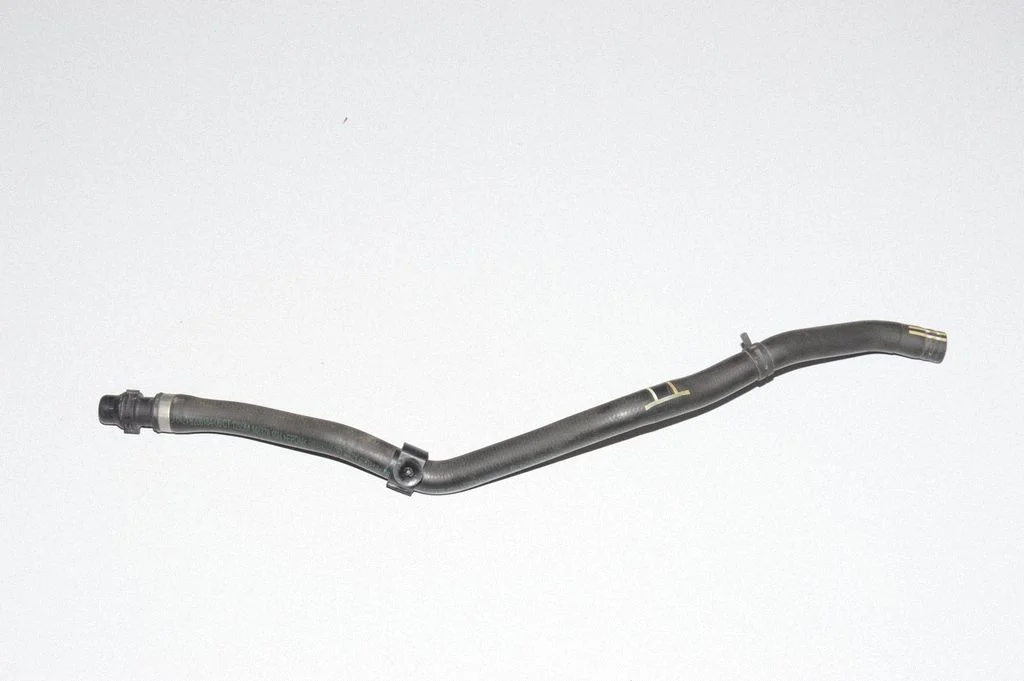 Engine coolant pipe/hose 9208184