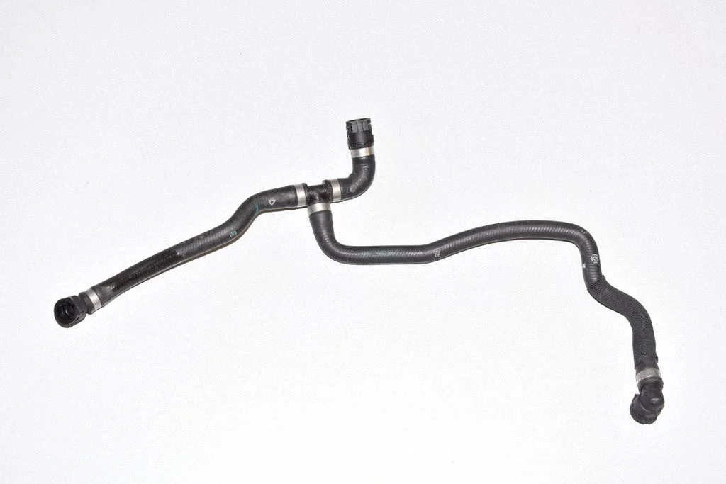Engine coolant pipe/hose 17128602642