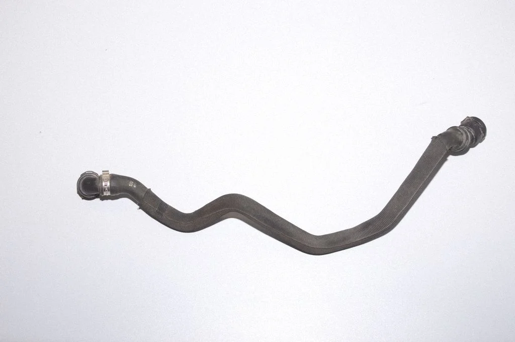 Engine coolant pipe/hose 7623677