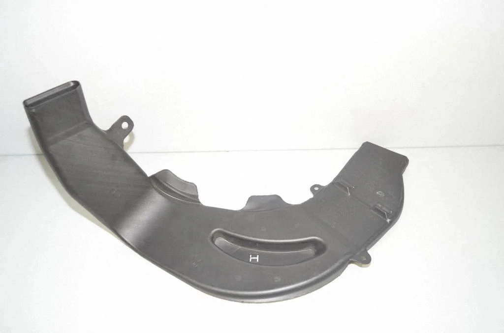 Cabin air duct channel 7443137