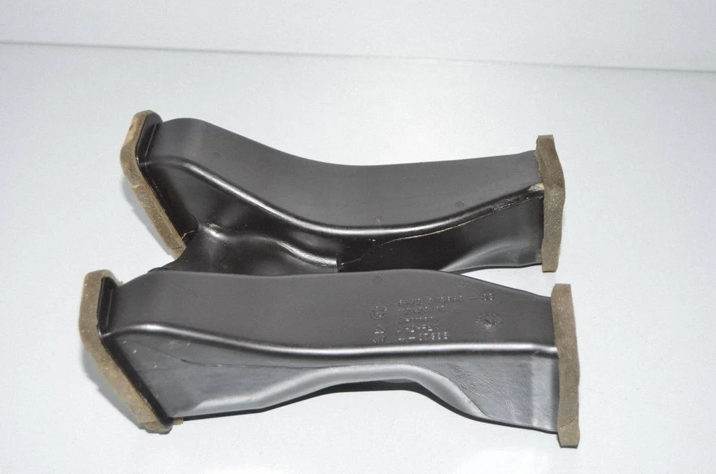 Cabin air duct channel 9113860