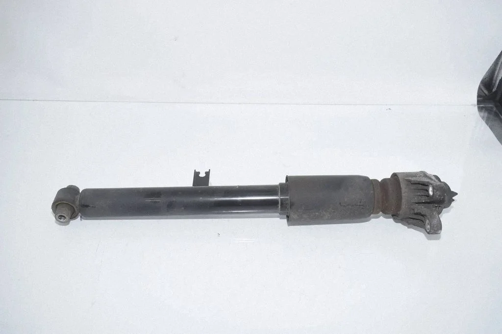Rear shock absorber/damper 7568793