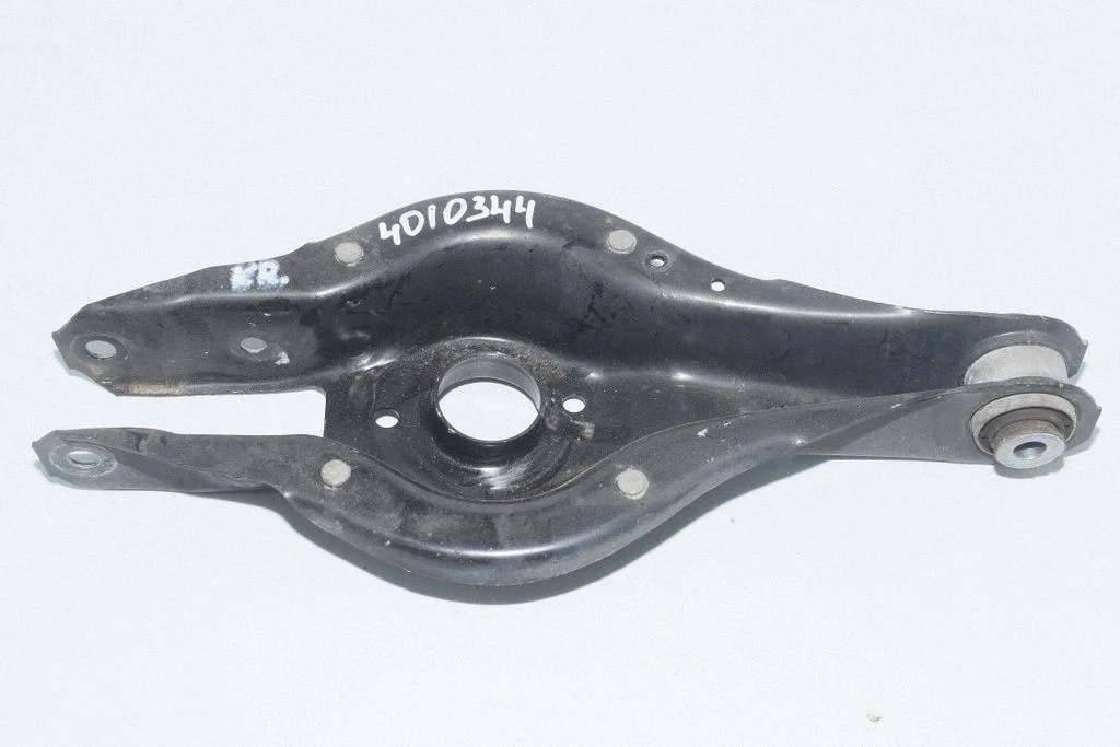 Rear control arm – BMW 1 Series F20 F21 (2011-2019)