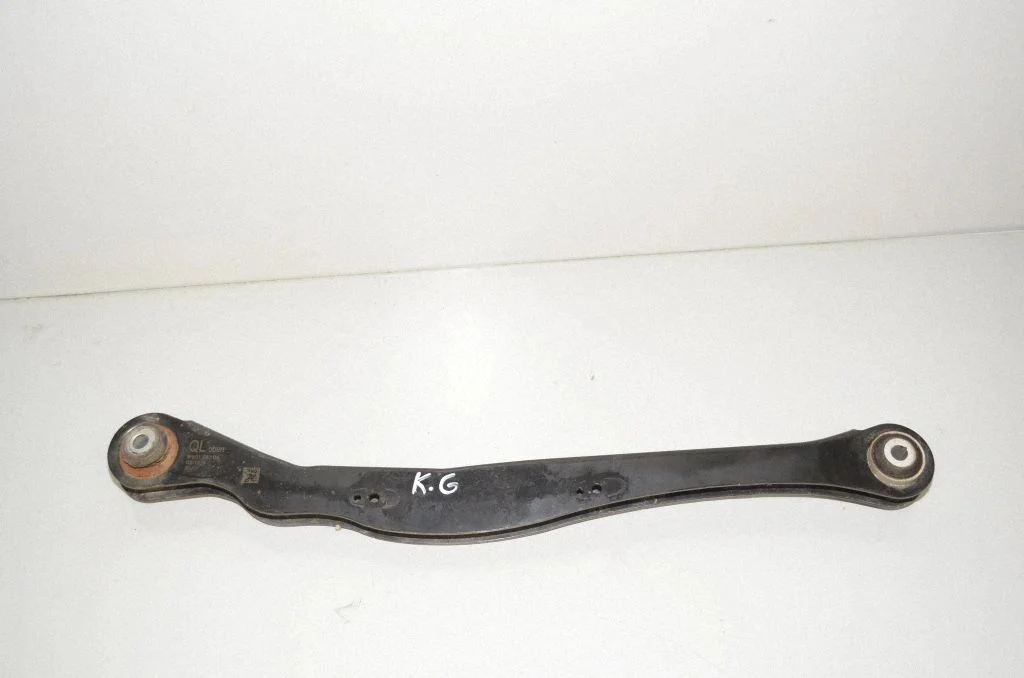 Tagumine ülemine õõtshoob 6895885