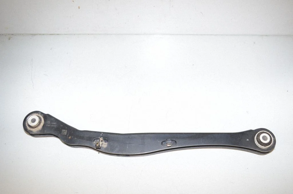 Rear upper control arm/wishbone 6884693