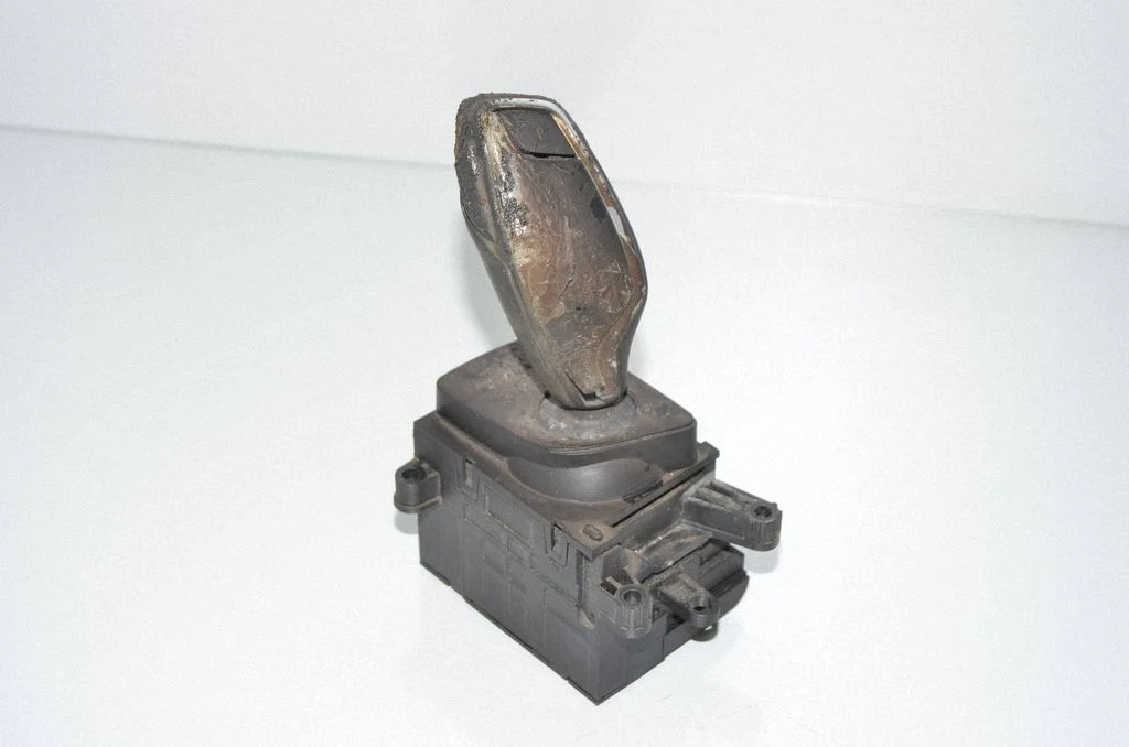 Pavarų perjungimo mechanizmas (kulisa)