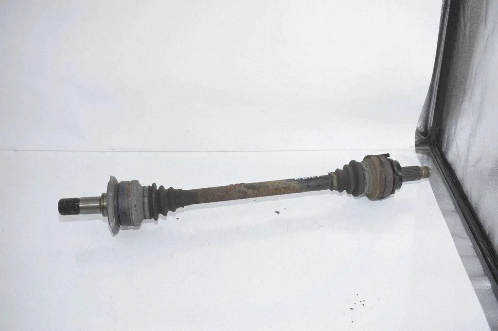 Rear driveshaft 7581017