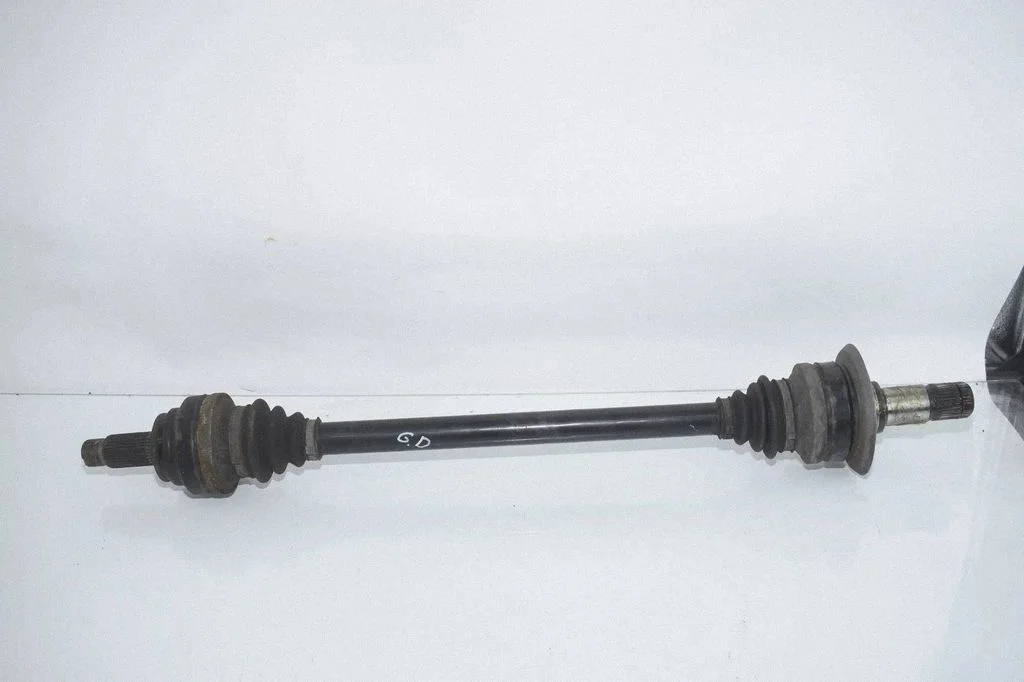 Rear driveshaft 7581018