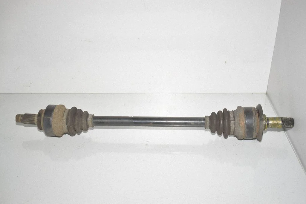 Rear driveshaft 7629301