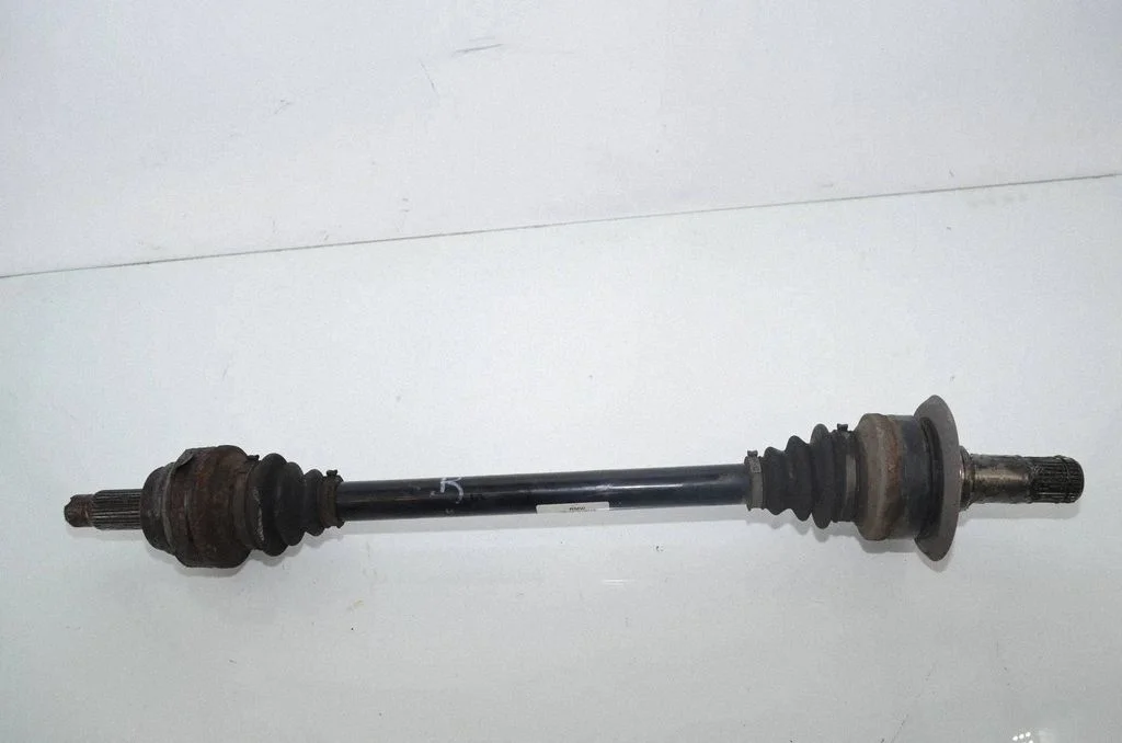 Tagumine pooltelg – BMW 5-seeria F10 F11 (2009-2016)