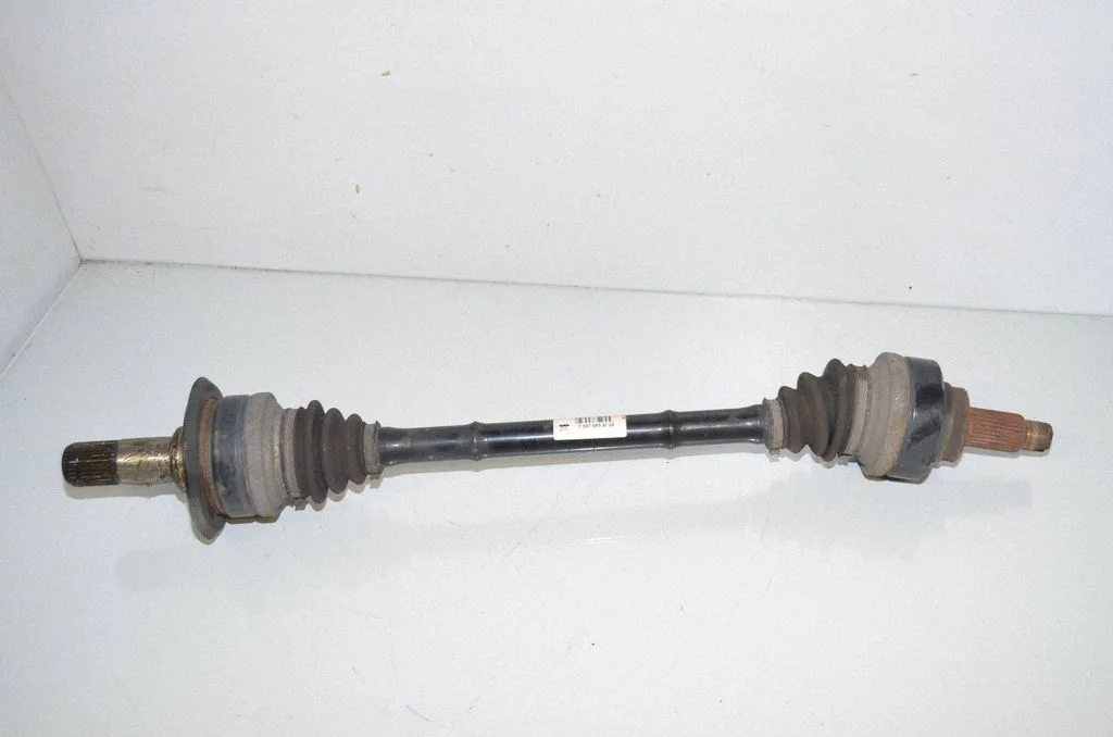 Aizmugurējā pusass 7597689