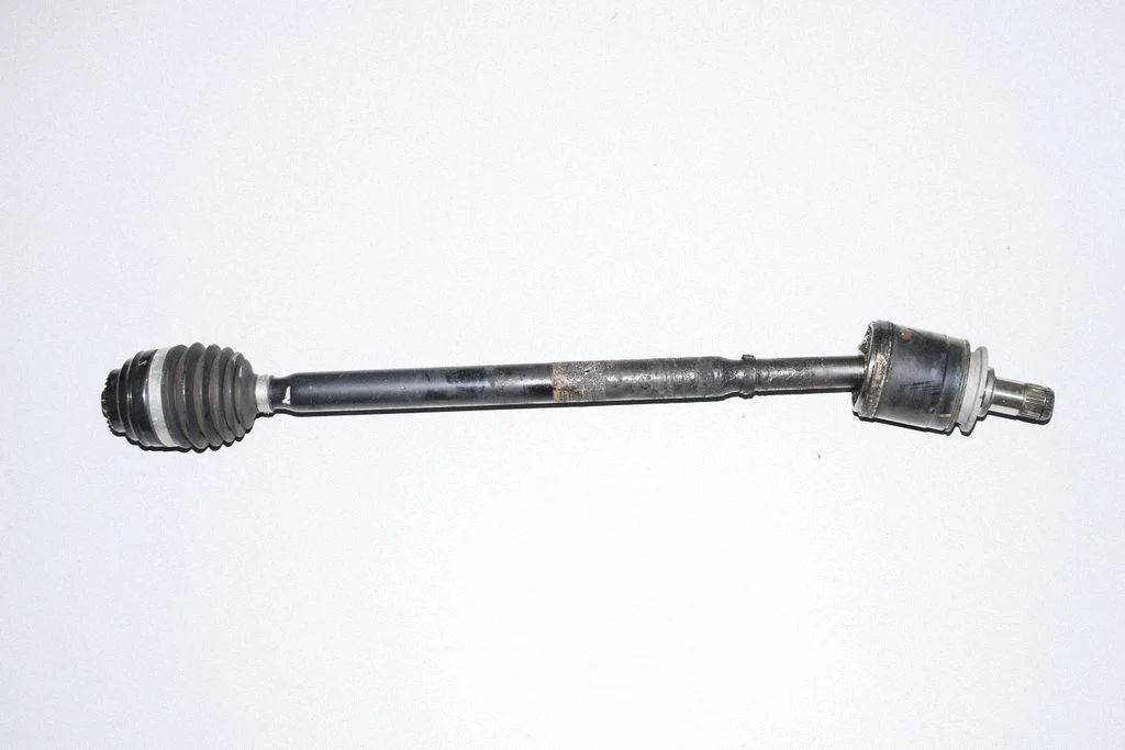 Rear driveshaft – right