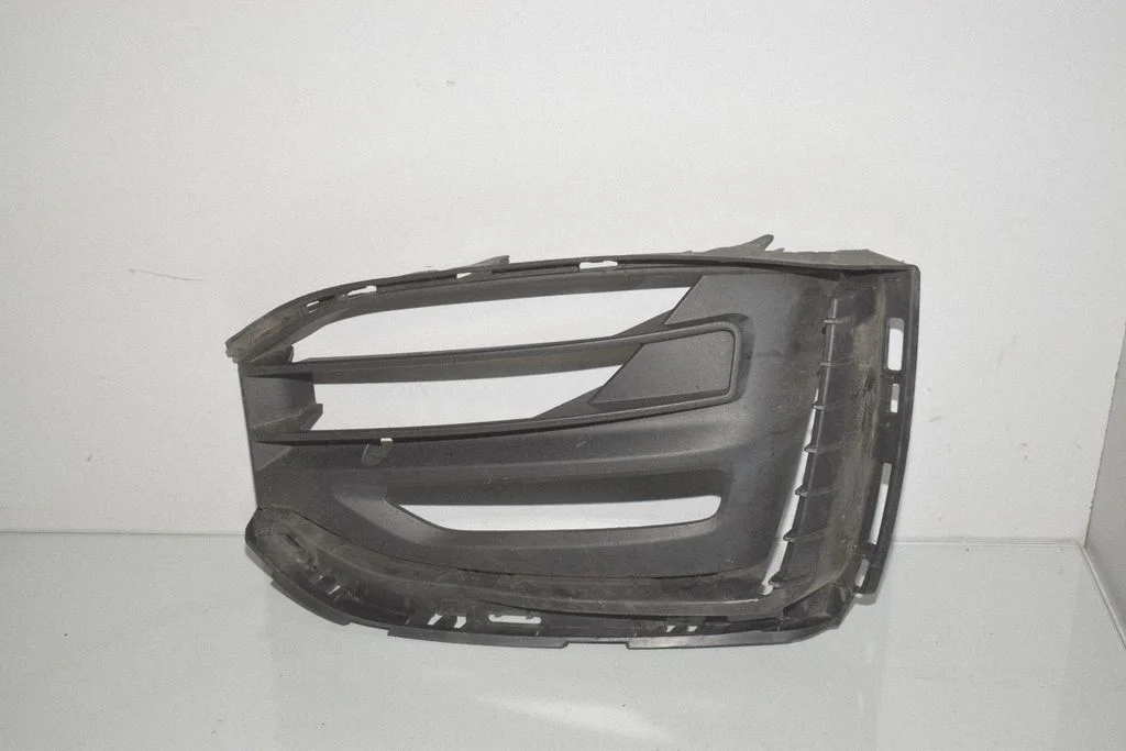 Front bumper lower grill 7459716