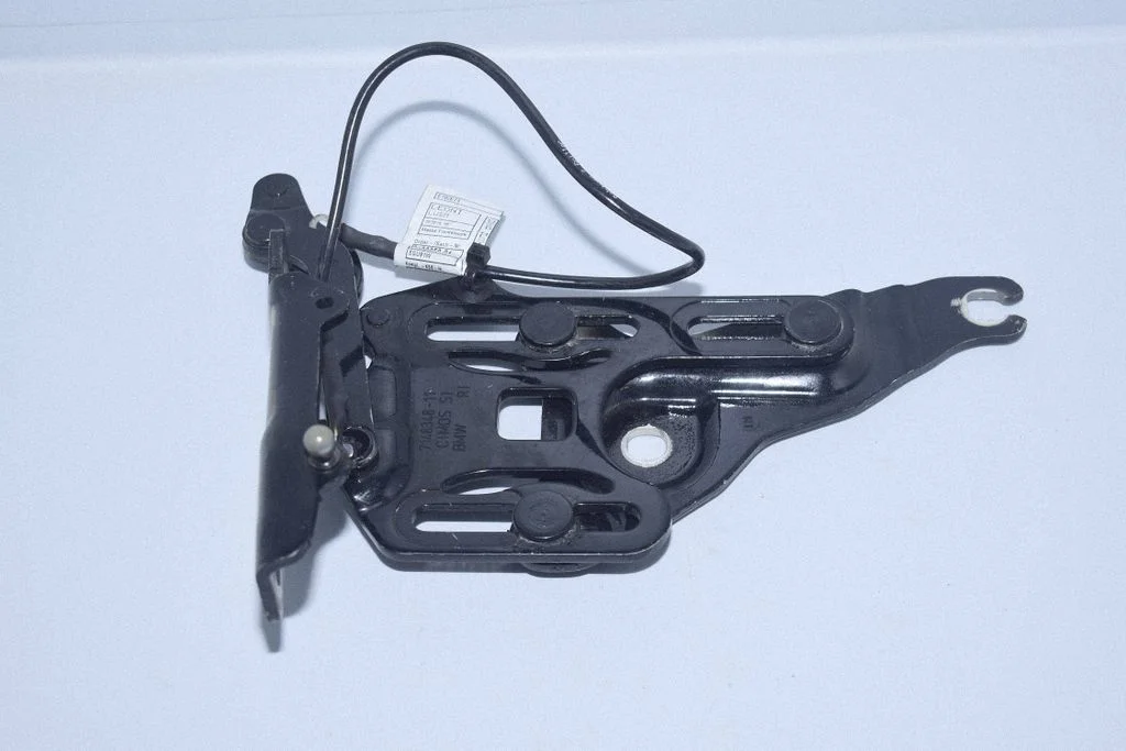 Engine bonnet/hood hinges – BMW X5 E70 (2006-2013)