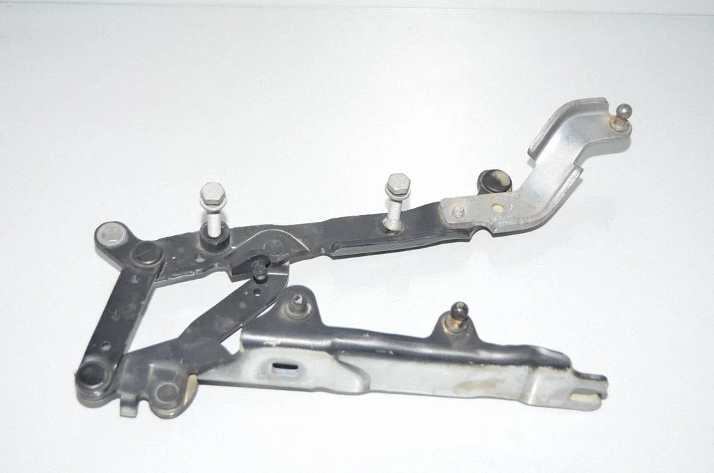 Engine bonnet/hood hinges 7201276