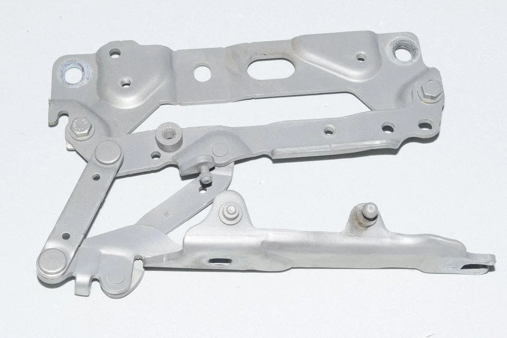 Mootorikapoti hinged – BMW 7-seeria F01 F02 F03 F04 (2008-2016)