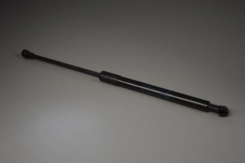 Motora pārsega amortizators – BMW 3. sērija E92 E93 (2005-2014)
