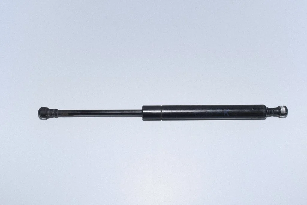 Siłownik maski 8150077