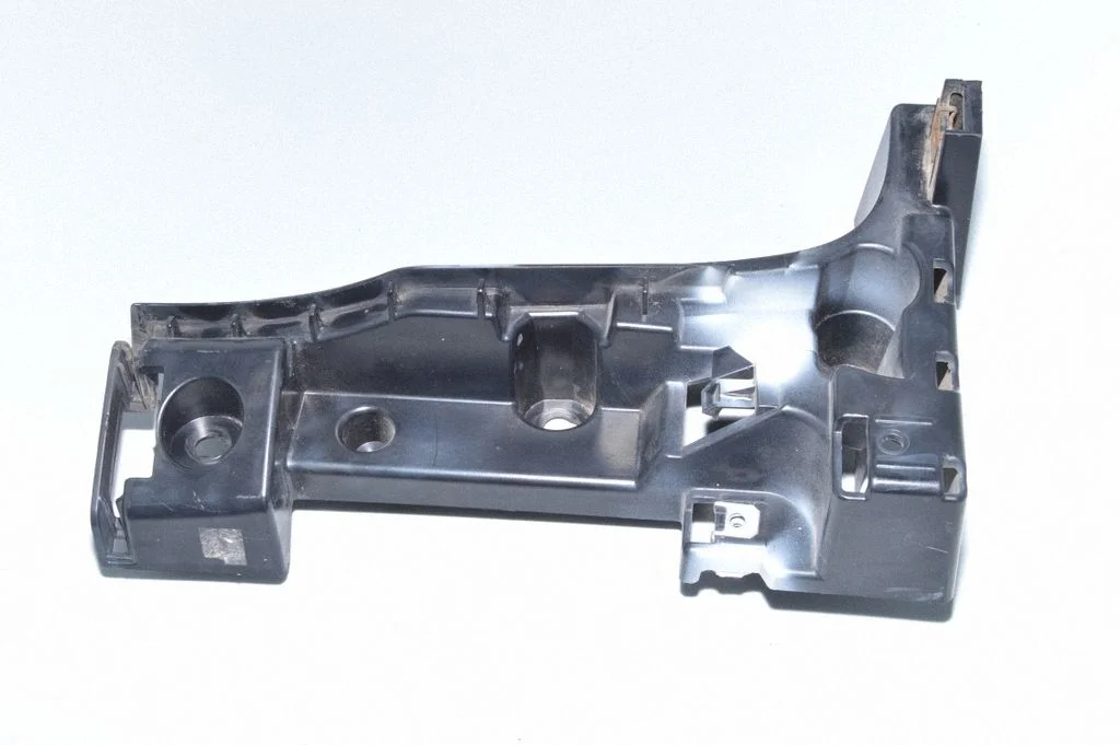 Rear bumper mounting bracket – BMW X5 E70 (2006-2013)