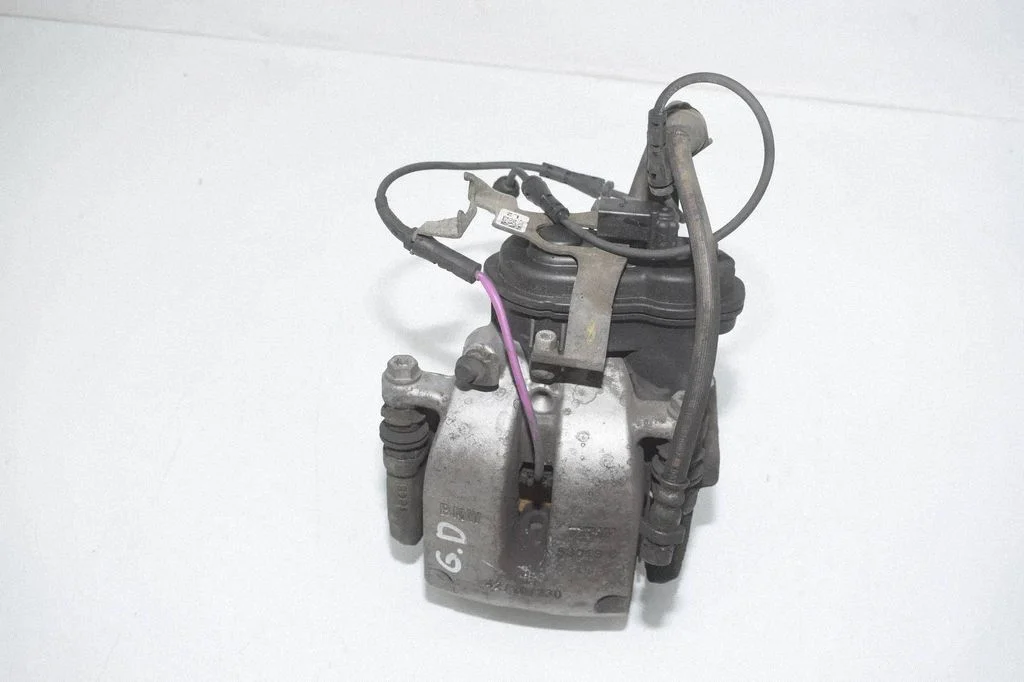 Rear brake caliper 6870576