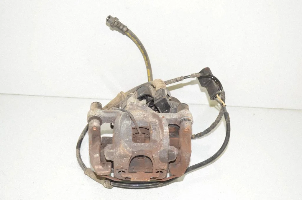 Rear brake caliper 6883020