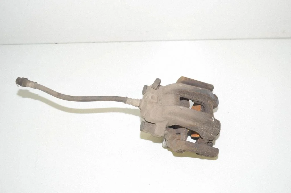 Tagumine pidurisadul 6850857