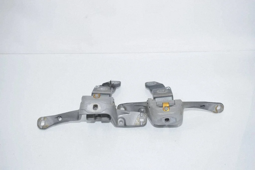 Tailgate/trunk/boot hinge 7200534