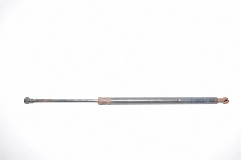 Tagaluugi gaasiamortisaator 8402405