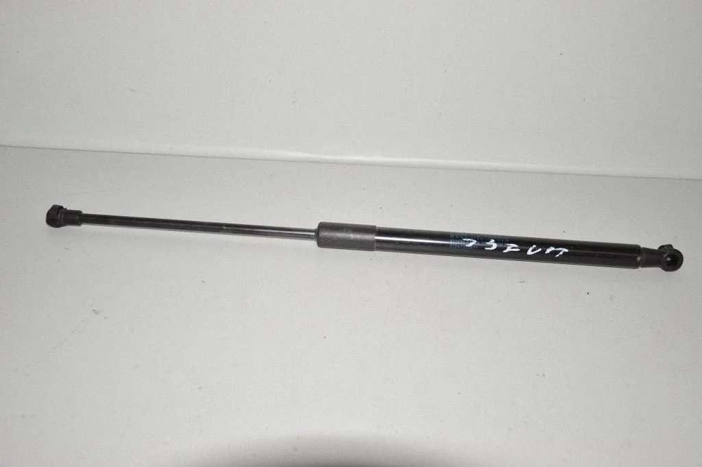 Aizmugurējā vāka amortizators – BMW 1. sērija F20 F21 (2011-2019)