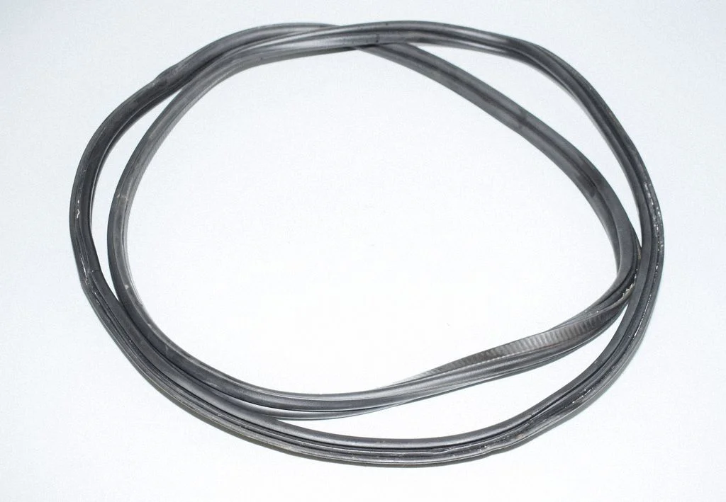 Laadimisukse tihend (kere pool) – BMW 3-seeria F30 F35 F31 (2012-2018)