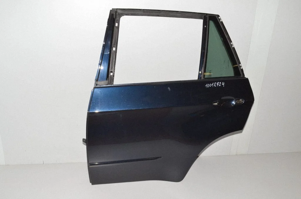 Rear door – left