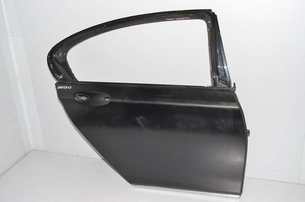 Rear door