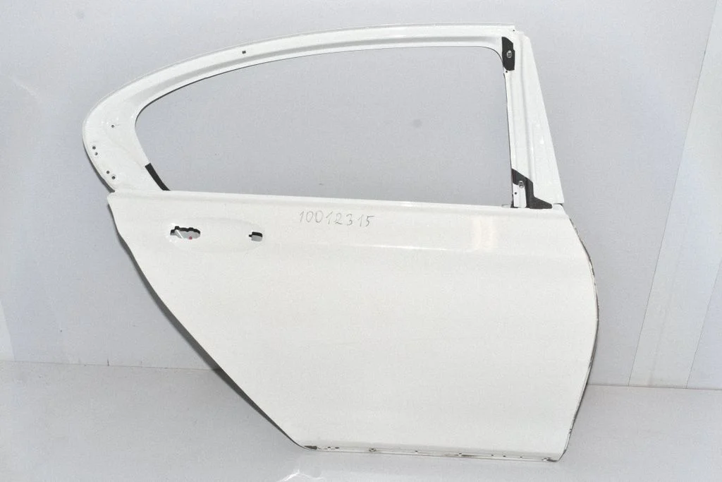 Rear door – right