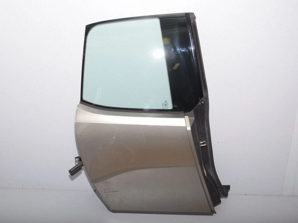Rear door 9384060