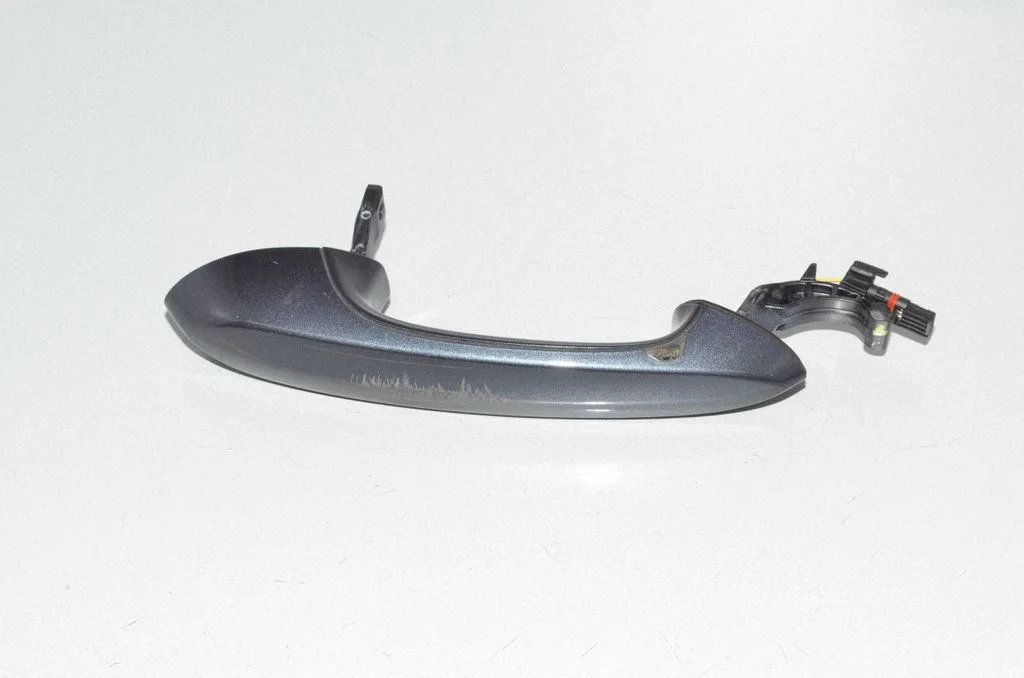 Rear door exterior handle – left