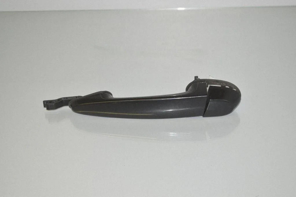 Rear door exterior handle – left