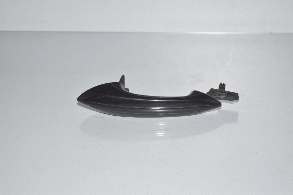 Rear door exterior handle 7231930