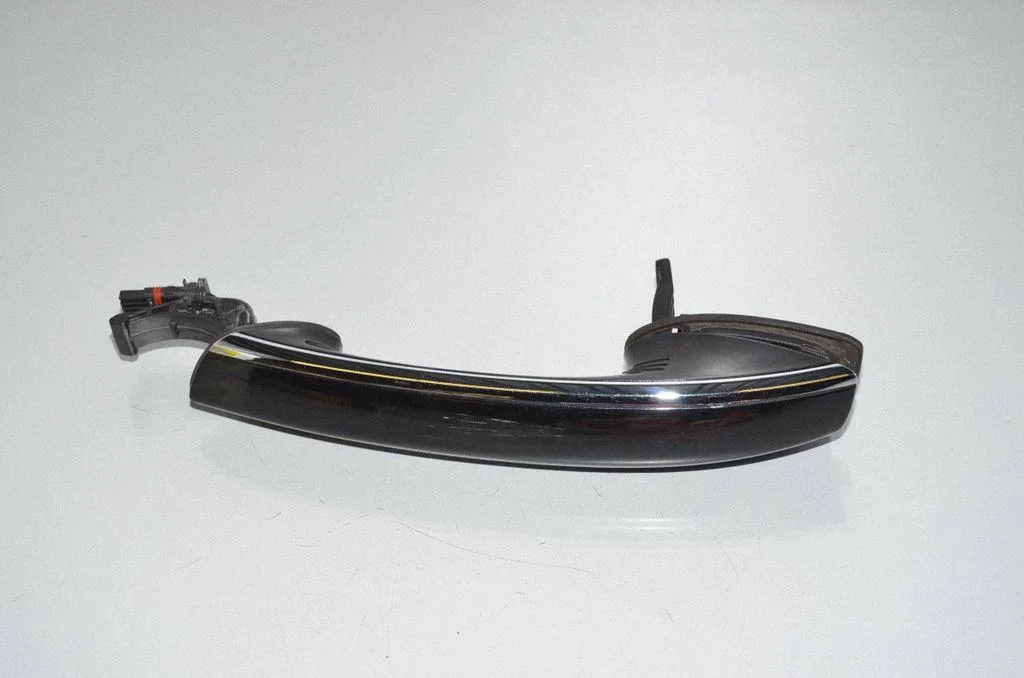 Rear door exterior handle 7411029