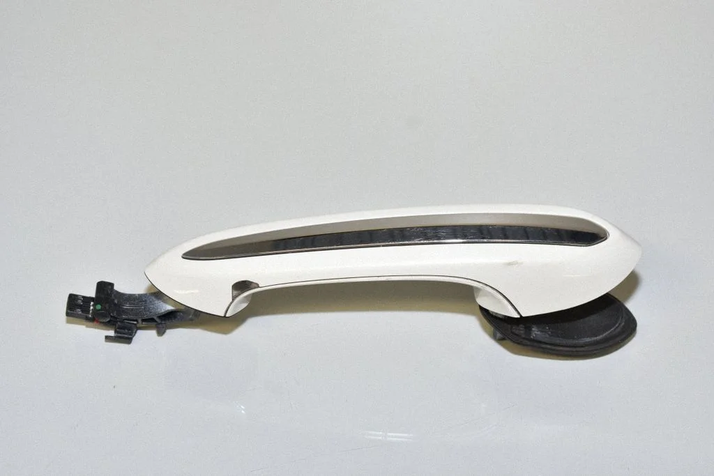 Rear door exterior handle 8492185