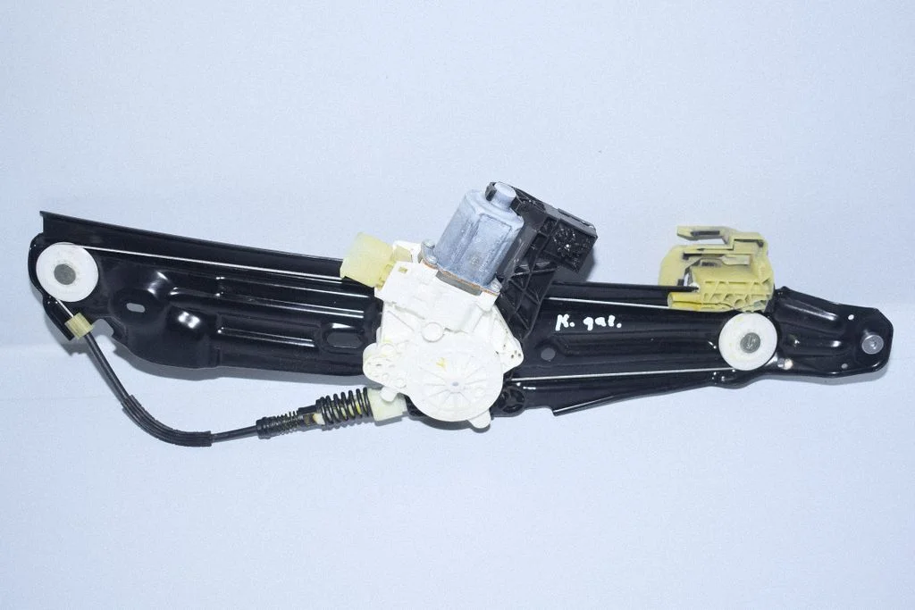 El. Lango pakėlimo mechanizmo komplektas
