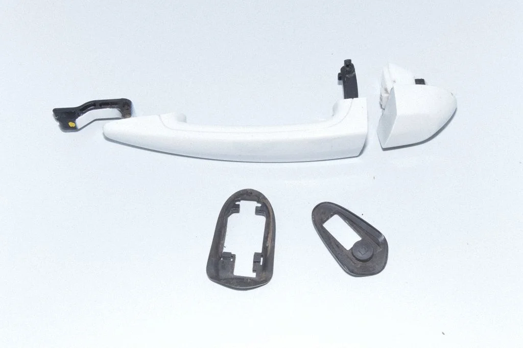 Front door exterior handle – BMW 1 Series E82 E88 (2007-2014)