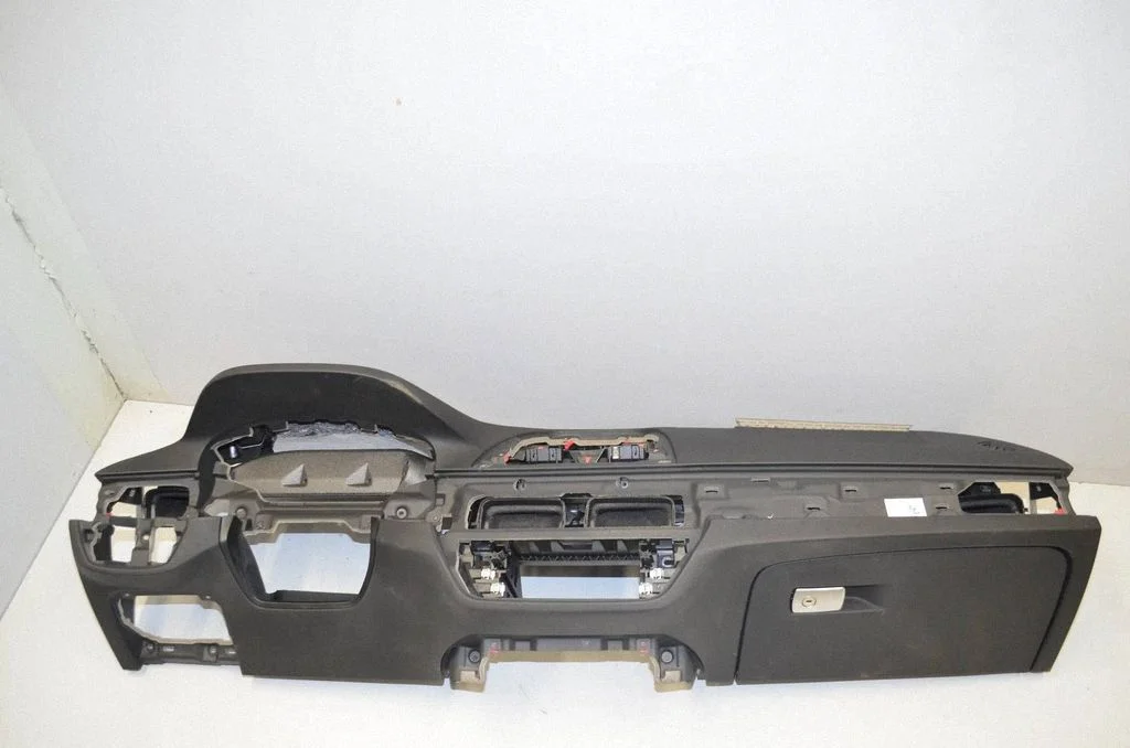 Dashboard 9868753