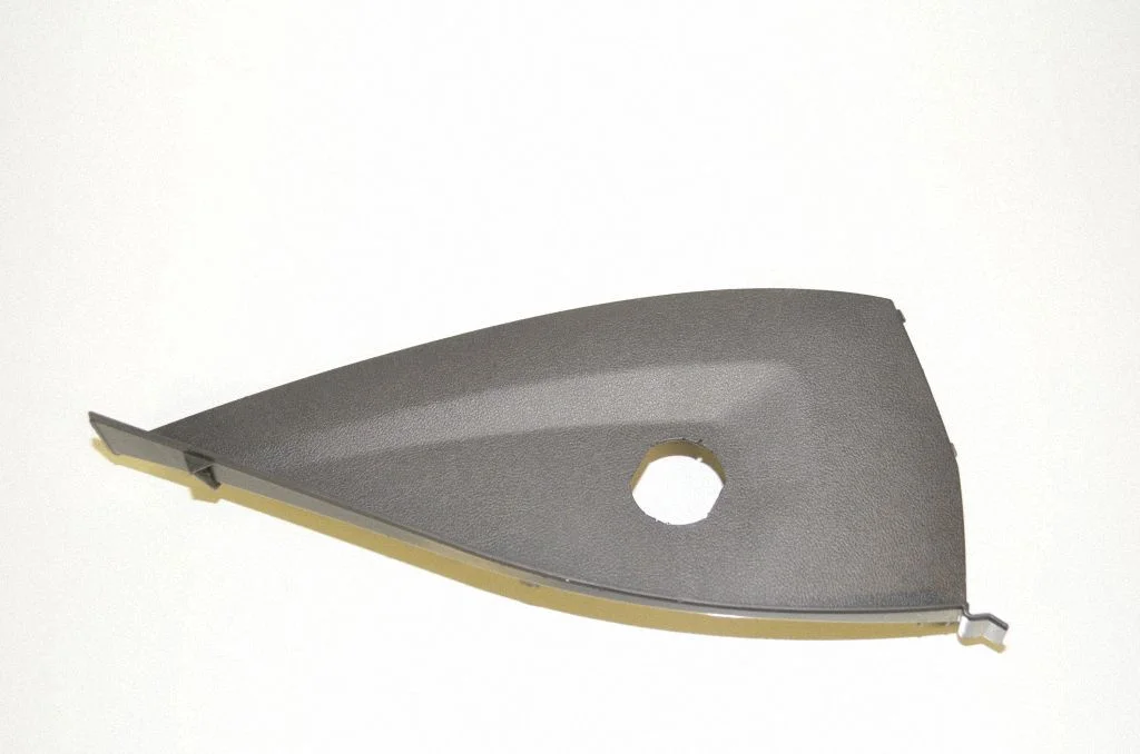 Dashboard side end trim 6805560