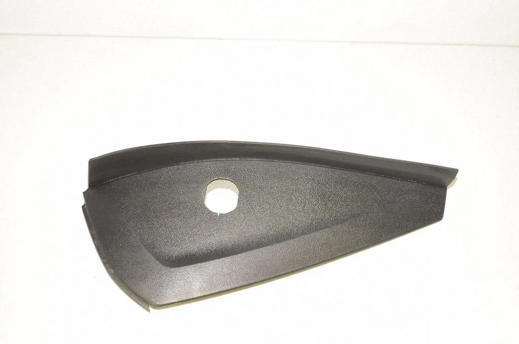 Dashboard side end trim 9399396